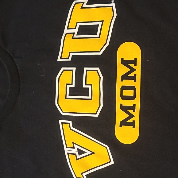 WOMENS XL VCU MOM TSHIRT,  VIRGINIA COMMONWEALTH UNIVERSITY - Picture 3 of 4